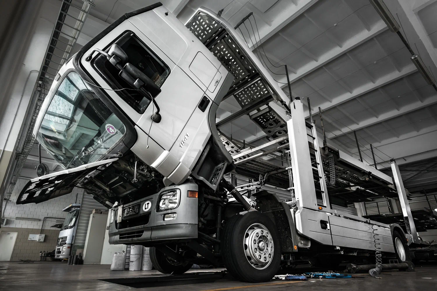 Reliable Marine & Truck Repair Services in Jacksonville